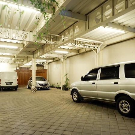 Urbanview Rumah Kandjani Yogyakarta Kejayan Екстериор снимка