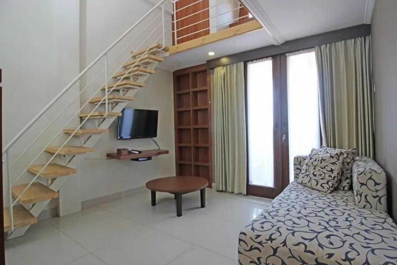 Urbanview Rumah Kandjani Yogyakarta Kejayan Екстериор снимка