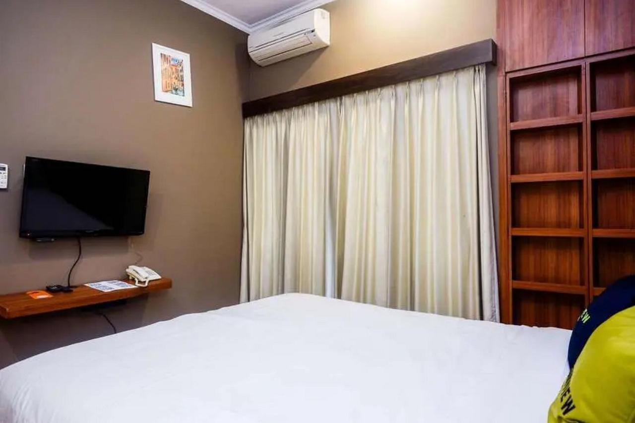 Urbanview Rumah Kandjani Yogyakarta Kejayan Екстериор снимка